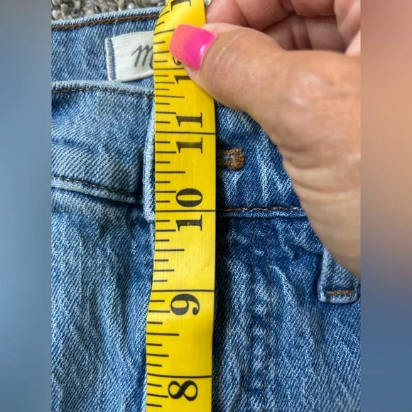 Madewell women’s high rise Mom Jeans with raw hemline Size 28Tall - Picture 9 of 13